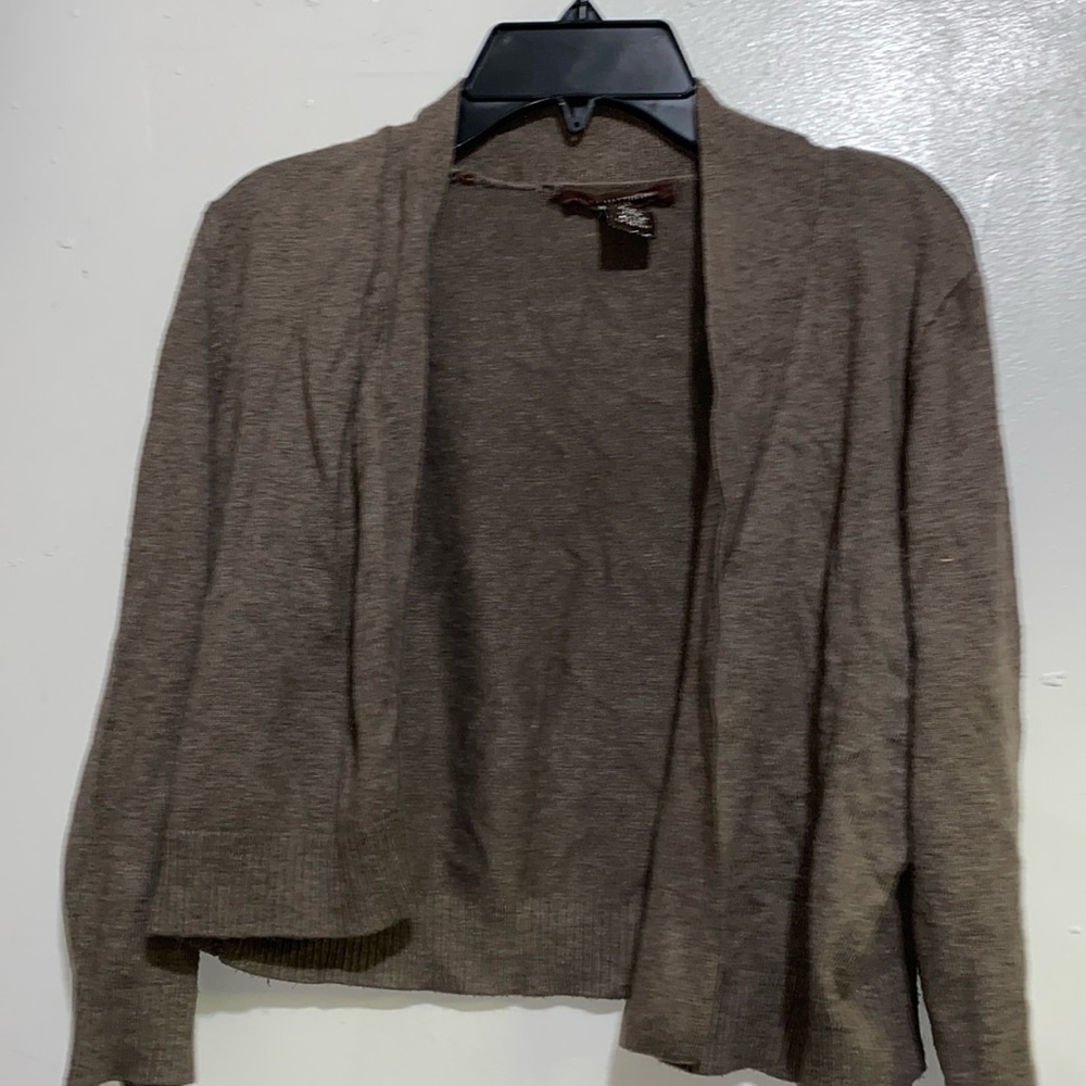 Short jacket color brown Size Medium, Brand Linda Matthew’s
